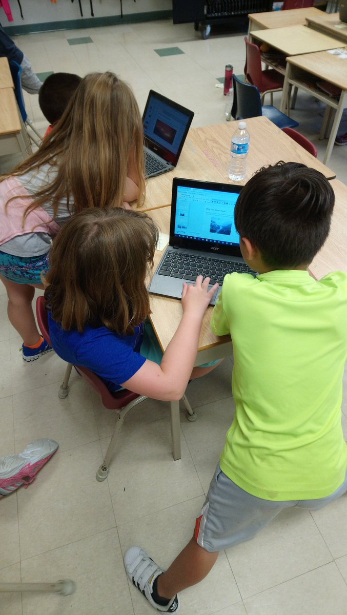 MrsNikolaros's tweet photo. Our grade 2 friends sharing their social studies country projects with the grade 1's! #learningfromeachother @stjoesjaguars https://t.co/399hrM7yzI