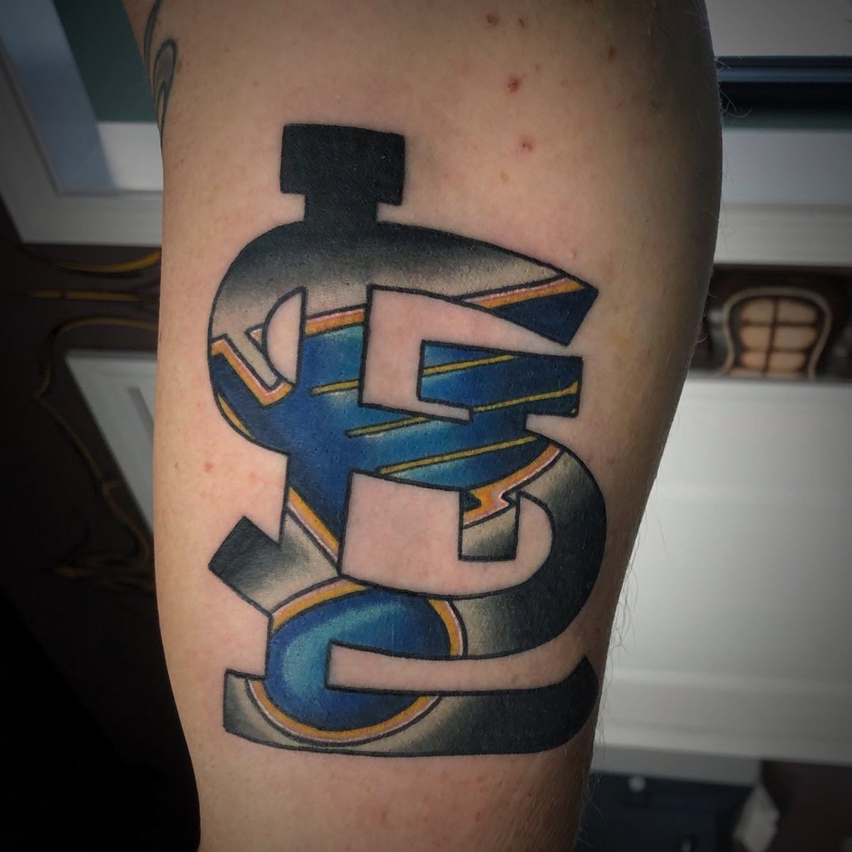 steelandInk's tweet photo. Proud to be Home of the @StLouisBlues #tattooart #steeelandinkstudio #bluesnote https://t.co/GgVcAg7D16
