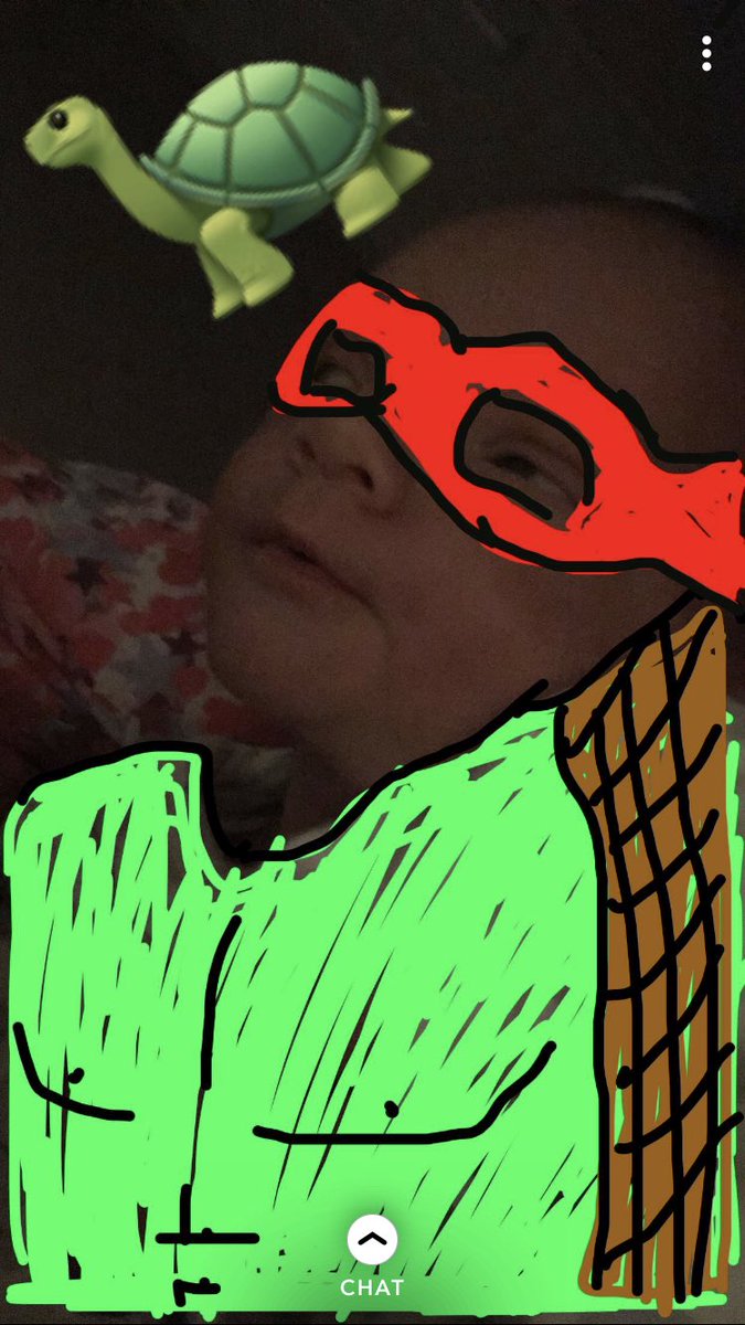ezxxx_'s tweet photo. all i do is take cute little snapchats of luca &amp; all tom bloody does is takes snaps like these :/ the difference between a mum &amp; a dad https://t.co/aGzdd6bt4E
