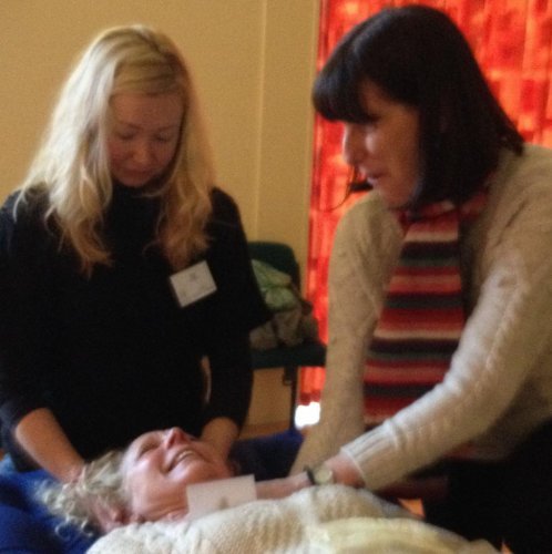 #CranioSacralTherapy 1 presents the groundwork for learning how to palpate and work with the #craniosacral system. A key component is learning to feel the craniosacral rhythm  BOOK NOW buff.ly/2MiBKqo