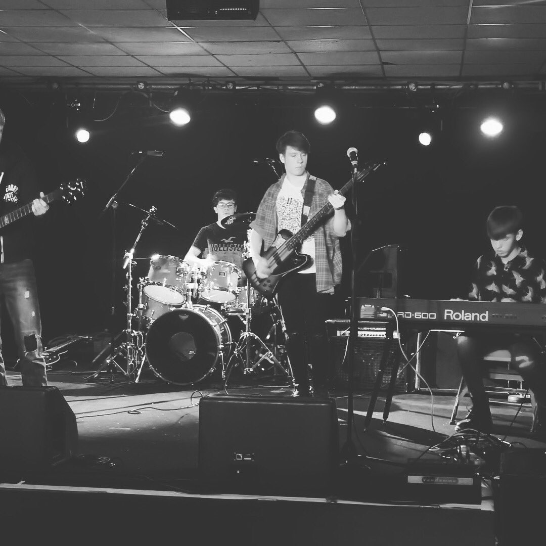 APAWhatsOn's tweet photo. Last up tonight at the Project Band Rehearsal its Damp Shirt. They're also performing at the Project Band Showcase on Saturday as part of #lighttheblue
#dampshirt #projectband #aberdeenperformingarts https://t.co/wQp2FUk91R