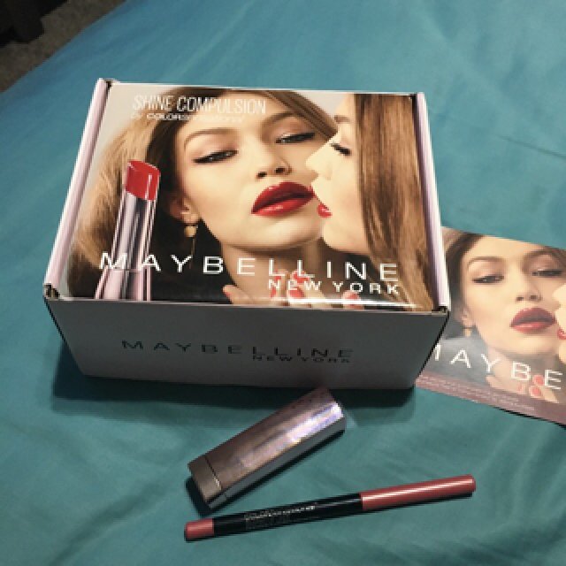 tagsandlockets's tweet photo. @Maybelline @influenster #ShineCompulsion #complimentary https://t.co/RjF4CJ638E