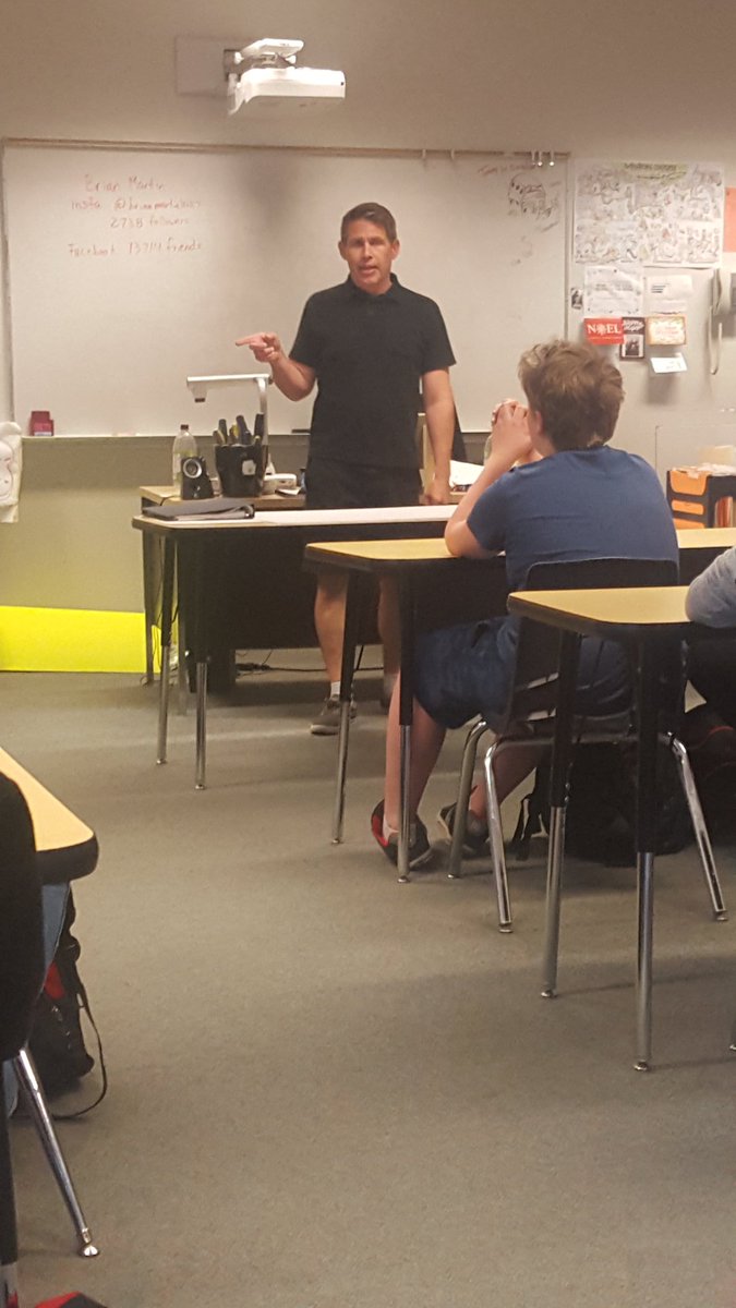 Huge thank you to Brian Martin from @1057sunfm for taking time out of his busy schedule to talk to academy entrepreneurial group about advertising and marketing #sd22learns #bced <a href="/WLSeaton/">WLSeaton</a> @BrianMartin1057 <a href="/HannahB02922224/">whosaidwhatnow</a>