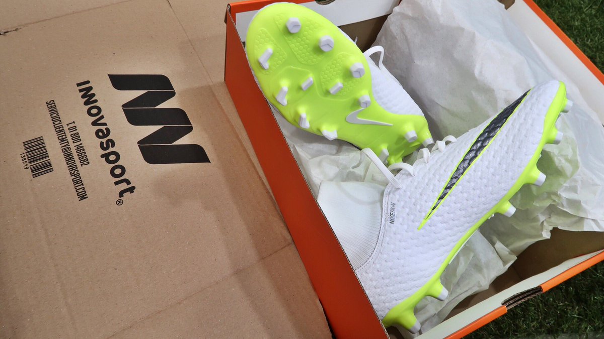 FutbolistasYT's tweet photo. Unboxing &amp; review 👉🏻 https://t.co/tDSPGhmk4R 🔥 #Nike #Hypervenom #PhantomIII #Academy | Upper en #NikeSkin, excelente ajuste, muy buena suela y un diseño muy atractivo en este pack #JustDoIt. | Consíguelos con envío gratis en @innovasport 👉🏻 https://t.co/iUg7M7iC9Y https://t.co/4wsDiHGukv
