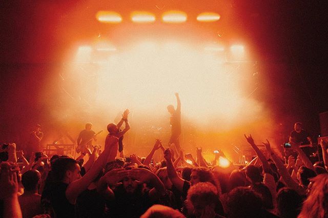 Brought my point and shoot to the <a href="/metalhammeruk/">mh</a> golden gods, @parkwaydriveofficial were pretty cool ift.tt/2JBwyMe