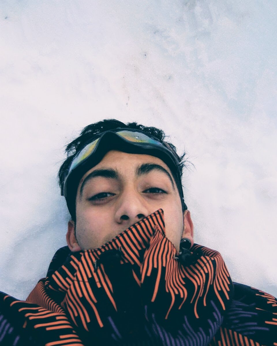 Albornoz_matii7's tweet photo. 🔙la primera vez que conoci la nieve ❄
#yestravel #brc15❄ #Volver https://t.co/m38lNcOfB5