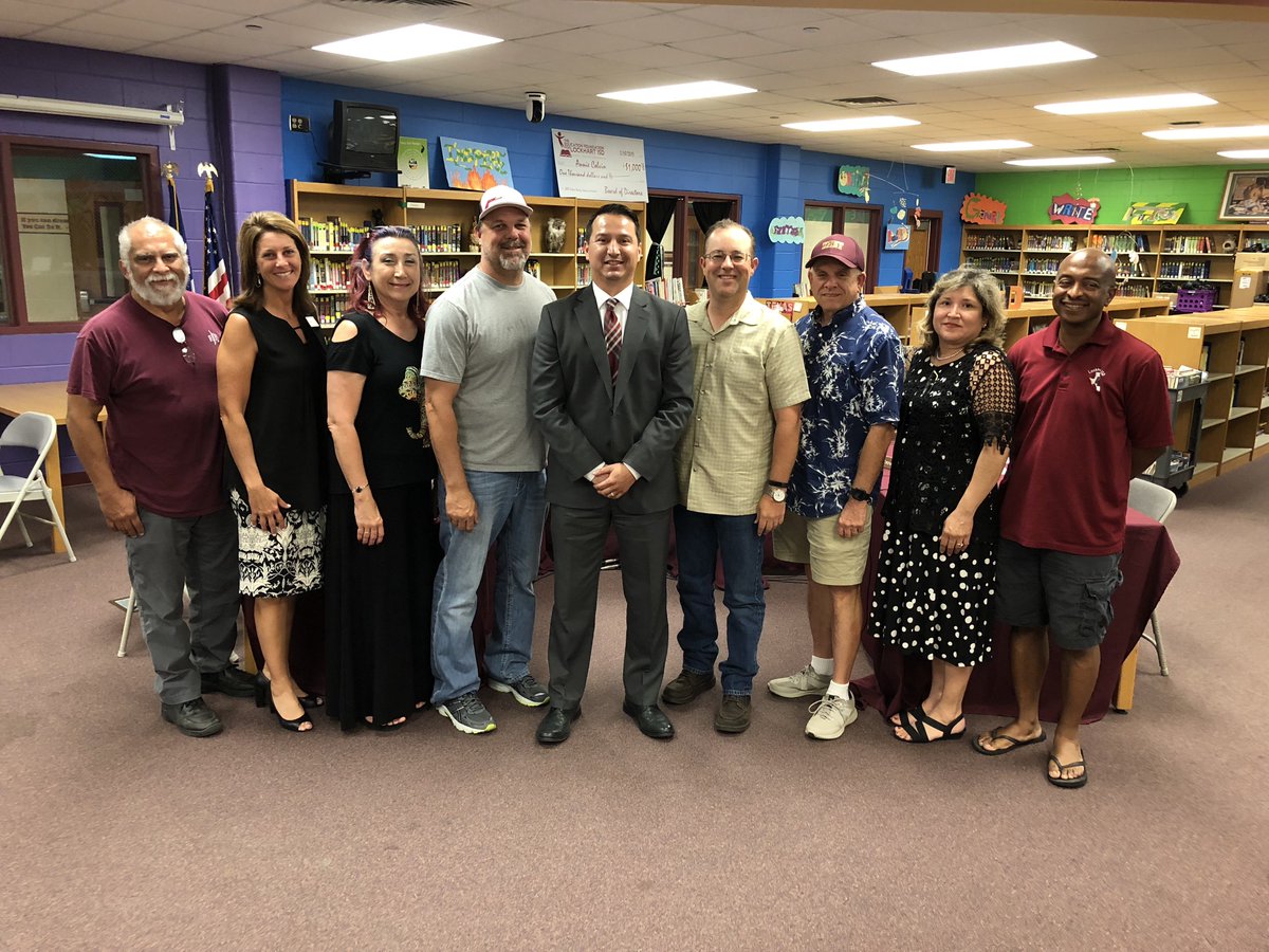 LockhartISD's tweet photo. LISD Board of Trustees names Assistant Superintendent of Curriculum and Instruction Mark Estrada as the new superintendent of Lockhart ISD. A 21-day waiting period must elapse before the Board can officially hire Estrada. He will begin his term July 3rd. 

https://t.co/TqcaClbsdI https://t.co/D33DMBhVea