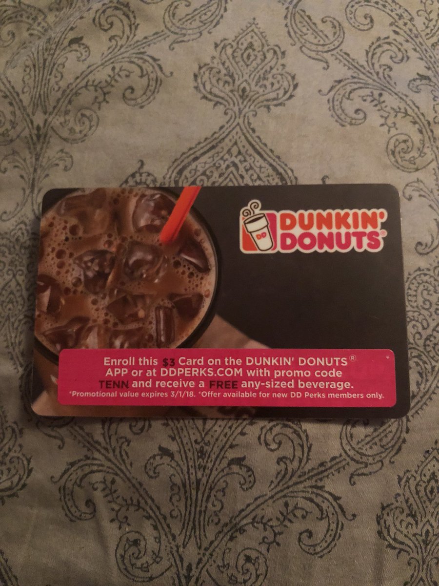 MrsBWelsh's tweet photo. @dunkindonuts ....thanks... you hand out gift cards at events with a $0 balance!! Just got this card Saturday 🤬 https://t.co/Xu8V2dWBio