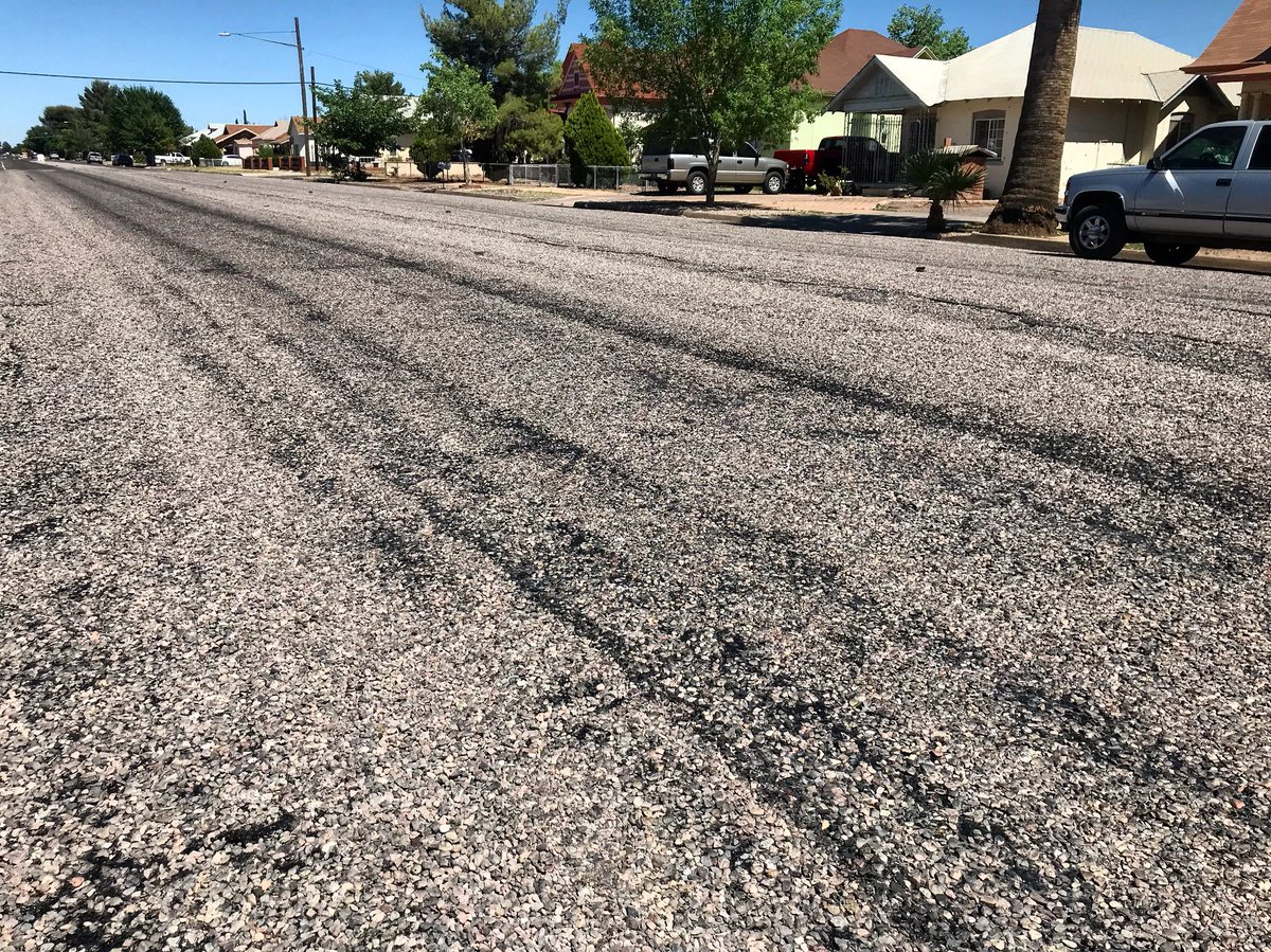 RobertYUribe's tweet photo. #StreetProject #DouglasAZ Day by Day, Little by Little, doing everything we can to improve the city we love! #weAreDouglasAZ https://t.co/jZd8aowvsM