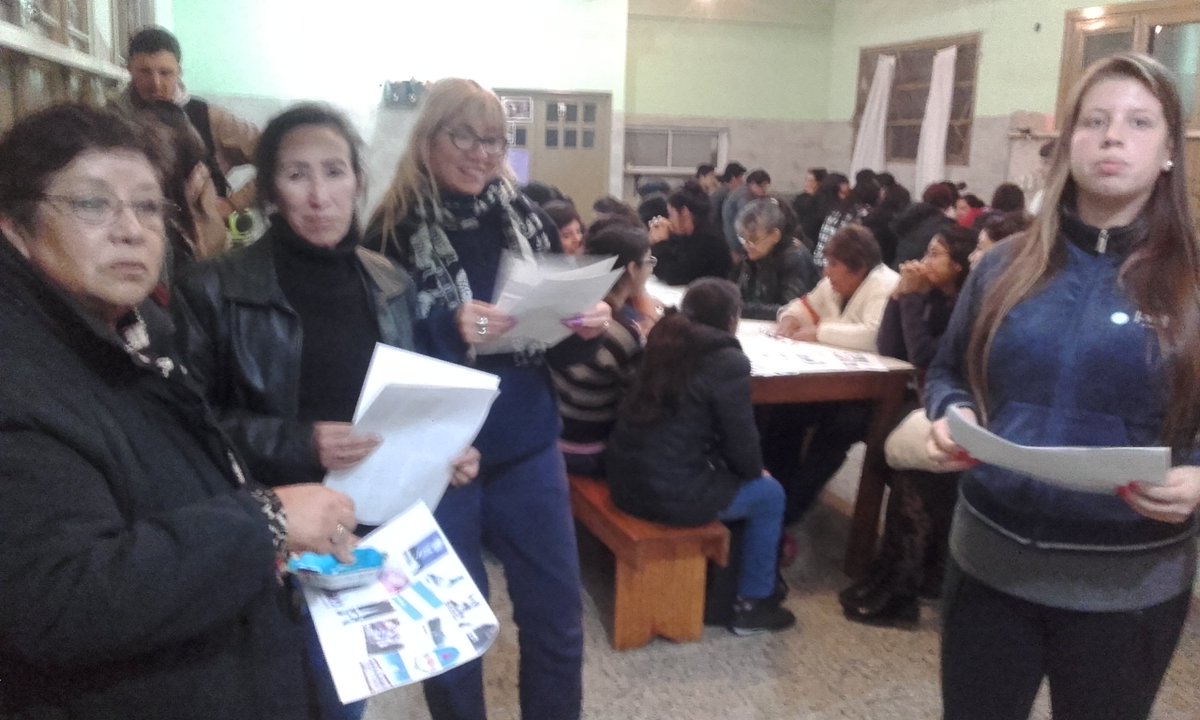 ceciant81's tweet photo. #NoAlTraspasoDeLosCFP al ministerio de trabajo! 
Formación Profesional es Educación
@telefe @C5N @CronicaTV @todonoticias https://t.co/gwVFaLga1a