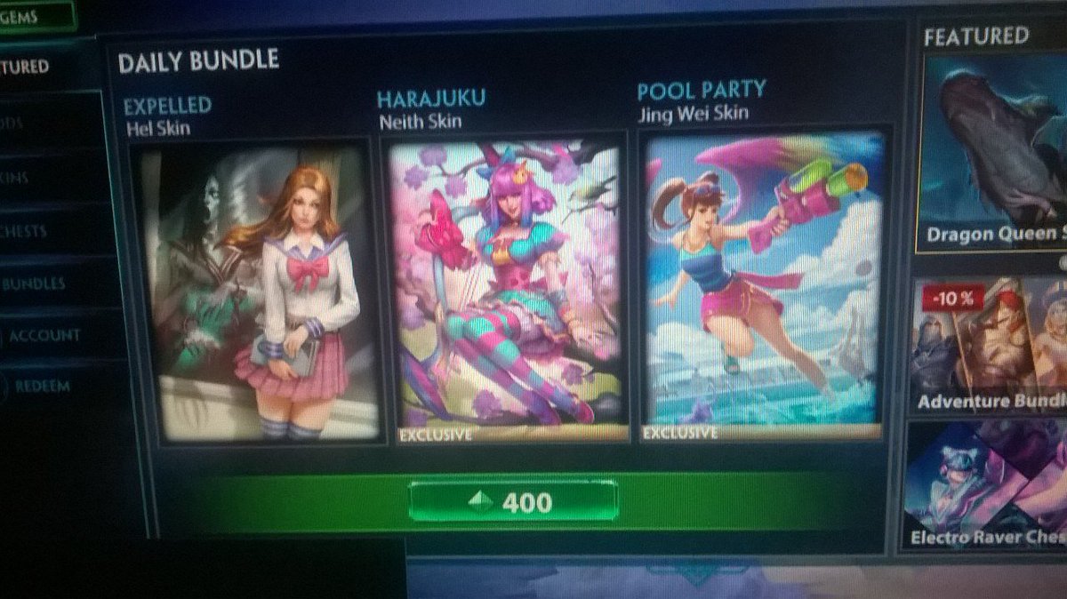 zetabosiors's tweet photo. PERO QUE OFERTON !!! ¿Ustedes ya compraron alguno? 
#SMITE #DailyBundle

Hay tanta calidad en los skins que la imagen parece pixelada, es una ilusión óptica. https://t.co/Y9sdQ5Y2fK