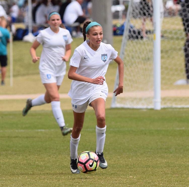 hiveperformanc1's tweet image. Congratulations to #hiveperformance athlete Carina Lageyre who made her debut as a starter for the U15 @ussoccer_ynt in a 2-1 win vs. Netherlands!