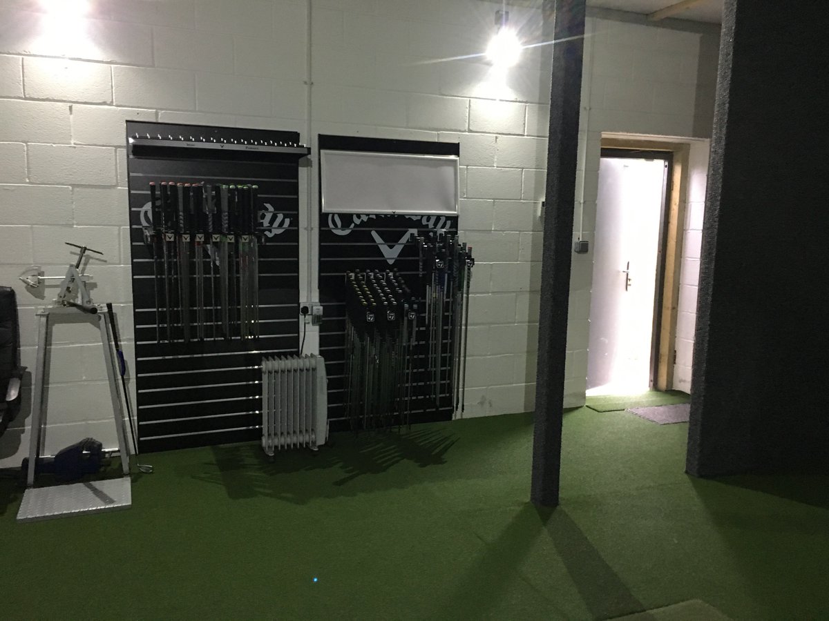 Indoor and outdoor lessons available tomorrow 

Call/message me to book

Sam - 07876 575353

3 for £40