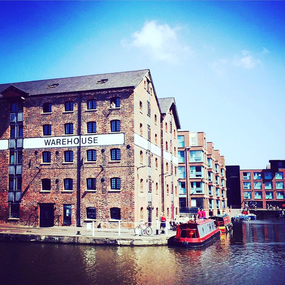 Gorgeous day on #Gloucester Docks Saturday, quick trip in to <a href="/GrillShed/">GrillShed</a> on no less than two occasions, as ever the food was excellent. #EatLocal #SmallBusiness #GlosBiz