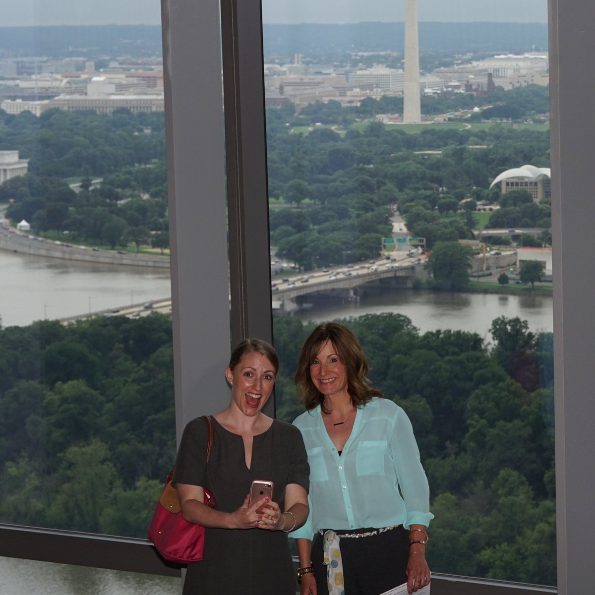 RosslynVA's tweet photo. Testing out the photo station at #Rosslyn’s new Observation Deck @theviewofdc with @maryclaireburic #DCview https://t.co/WnXT20EOmo