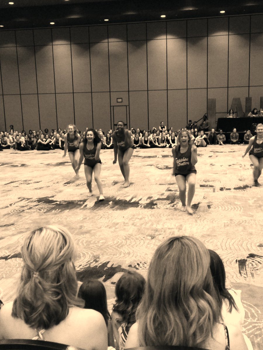 principaliam's tweet photo. In #Action #DoWork ๐๐ผ๐๐ผ๐๐ผ
NFHS Officer Camp 2018!
#KeepStrutting ๐ฏ
#HolisticLeadership @AAchirico2019 @BiancaMonrreal @_kamm7 @NFHS_Strutters ๐๐ https://t.co/y5ZhTaORvI