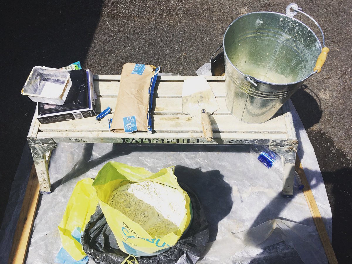 keystoneandlime's tweet photo. Testing mixes and perfecting the colour of our hot-mix lime wash last week #keystone #limewash #hotmix #hotmixlime #heritage #oldhouse #conservation #yellowochre #pigmentslime #historicbuildings https://t.co/tL06SrkNAt