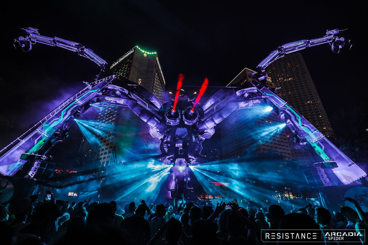 ultra's tweet photo. wish these nights lasted forever https://t.co/StVKXLLI03