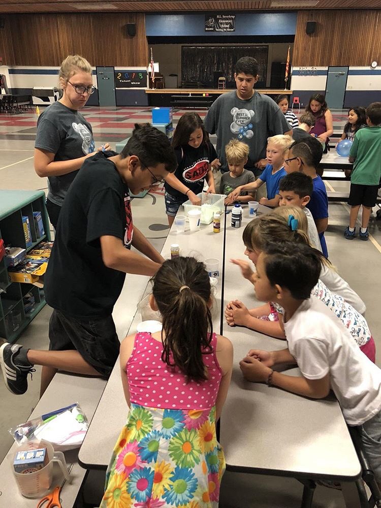 YumaYMCASADD's tweet photo. #saddmeetingmonday today we worked on team bonding and had a great time doing it! #meetings #sadd #teambonding #teamwork https://t.co/5Y78VGUiLY