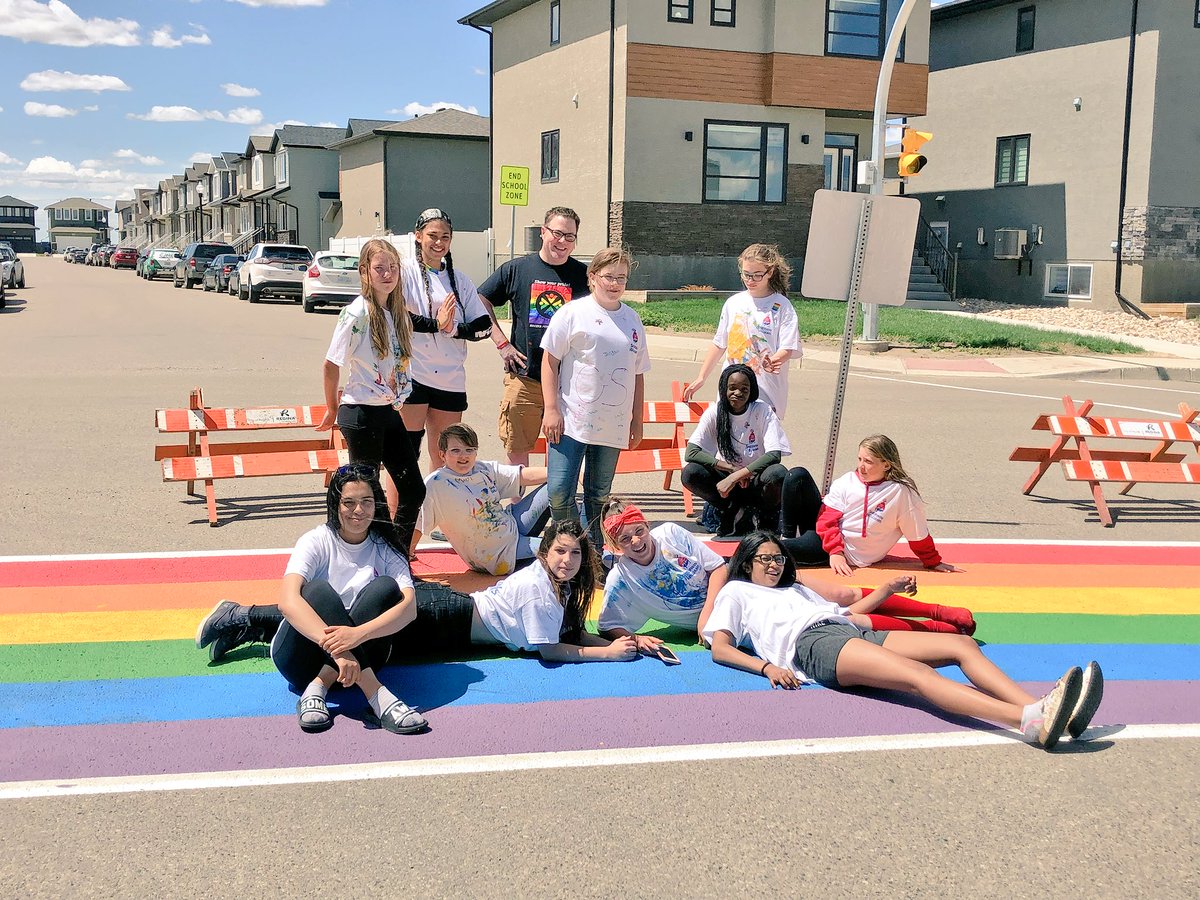 RegPublicSchool's tweet photo. Belonging, respect and safety-all demonstrated in a few coats of paint.  @HarbourLandSch @EHLhawksGSA #pride2018⁠ ⁠ https://t.co/ecmfj6SkVq