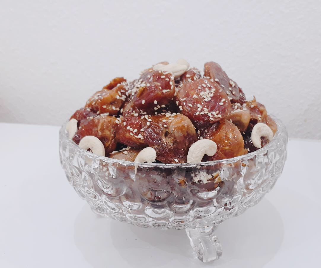 Geshd_dates tweet picture
