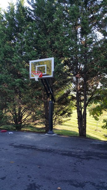 BBallsInstaller's tweet photo. Basketball Hoop Yard Guard Black installed by #BasketballsInstallers
#basketball
#BasketballAccessories
#Goalrilla #BasketballHoop #YardGuard #Black
https://t.co/VI2jc0SmzR https://t.co/xNQNMI8uVh