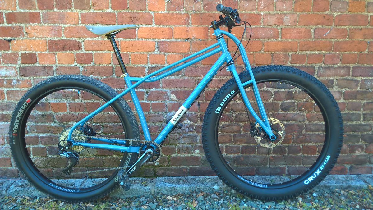 StoogeCycles's tweet photo. Steel Speedballs are finally here #be_more_rad and klunk up your life with this 29+ monster beefcake @brooksengland @bikethomson @ridewtb https://t.co/DCcHVyQutO