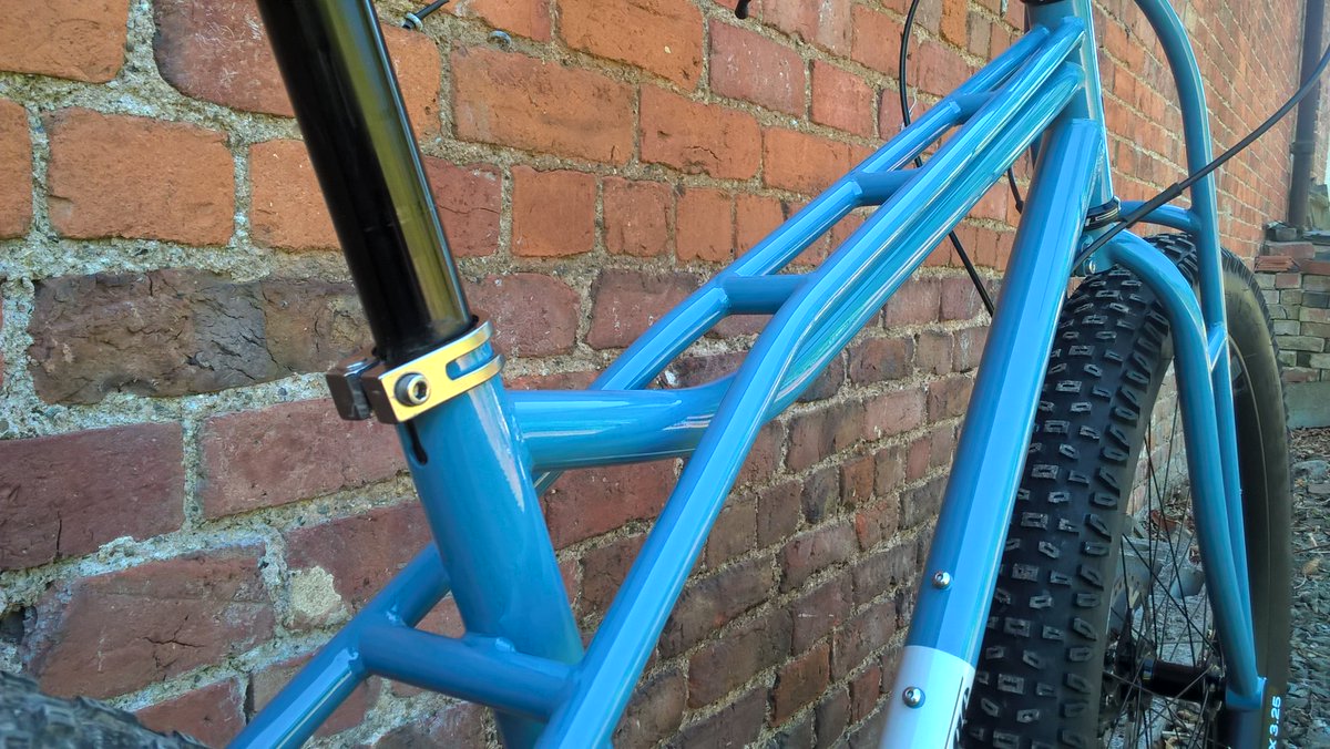 StoogeCycles's tweet photo. Steel Speedballs are finally here #be_more_rad and klunk up your life with this 29+ monster beefcake @brooksengland @bikethomson @ridewtb https://t.co/DCcHVyQutO