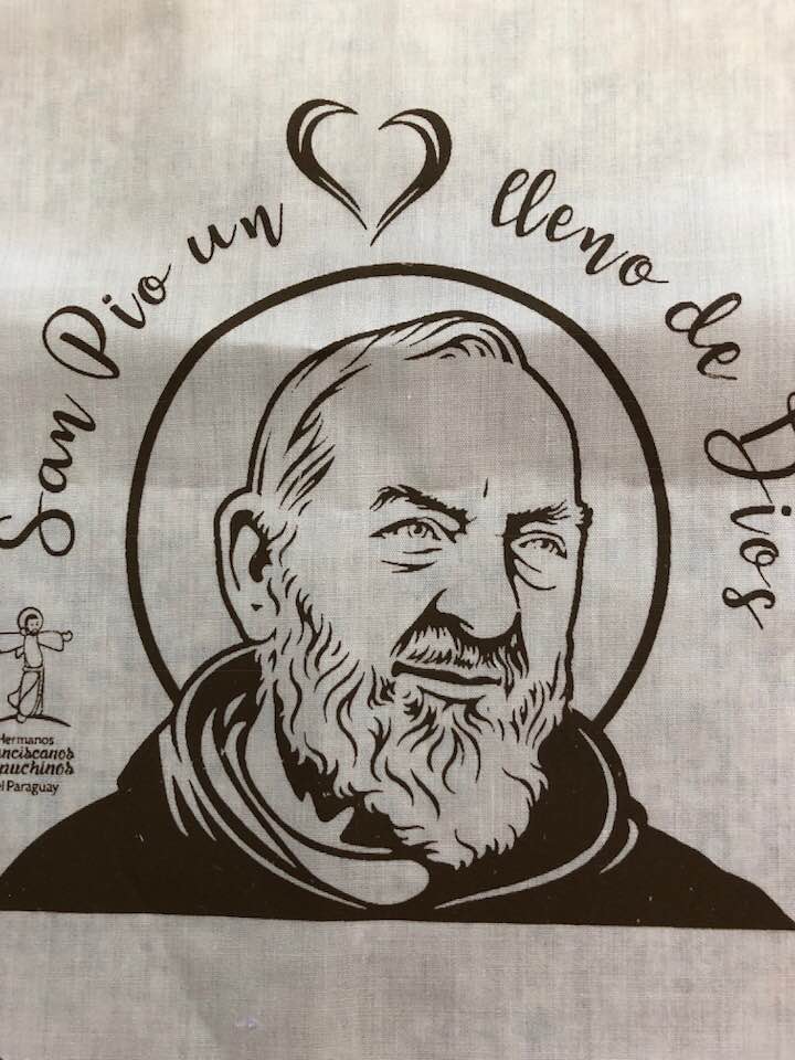 PrayerNLunch's tweet photo. "We're America"  @Miamiensis @ADOMYouth  @PiercedHearts1 #Catholic  'https://t.co/2wukojkZsD' #IIIInternationalCongress in Honor of the #HeartsofJesusandMary-Be not afraid to be the #Saints and #Apostles of the #thirdmillennium https://t.co/D5MbxOutJp