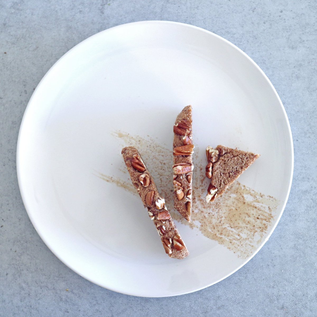 _saladorchips's tweet photo. Raw banana and pecan nut bread
PLANTLAB Culinary Fundamentals of Raw L1
🌱
https://t.co/fLq3y92bfp https://t.co/KSp6CQw13i