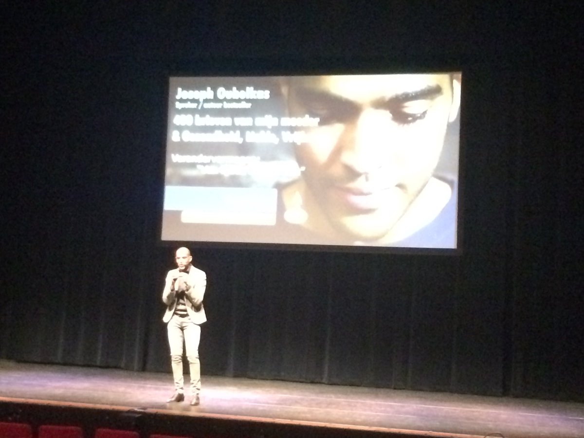 peterdbruin's tweet photo. Vanavond inspirerend en ontroerend verhaal van lijden naar leiden door @oubelkas mogen horen bij bijeenkomst met medewerkers @RaboOssBernheze  en @RaboUdenVeghel. https://t.co/I22EwFBhWq