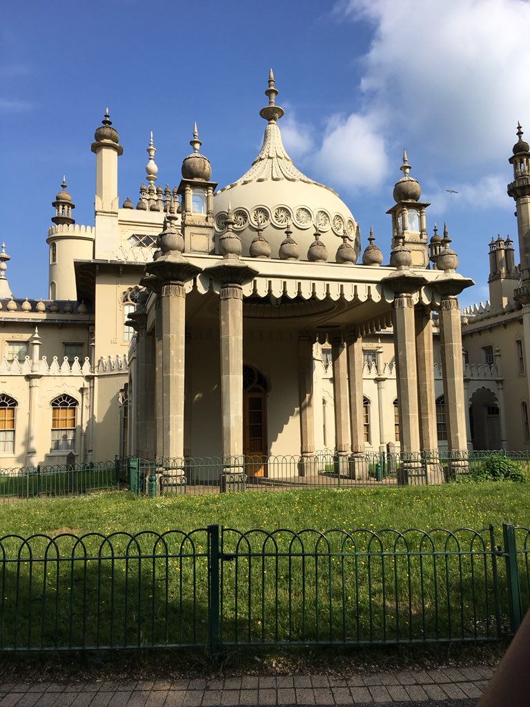 amelie_stauri's tweet photo. Sortie à Brighton ☀️ https://t.co/slHVFEw1wC