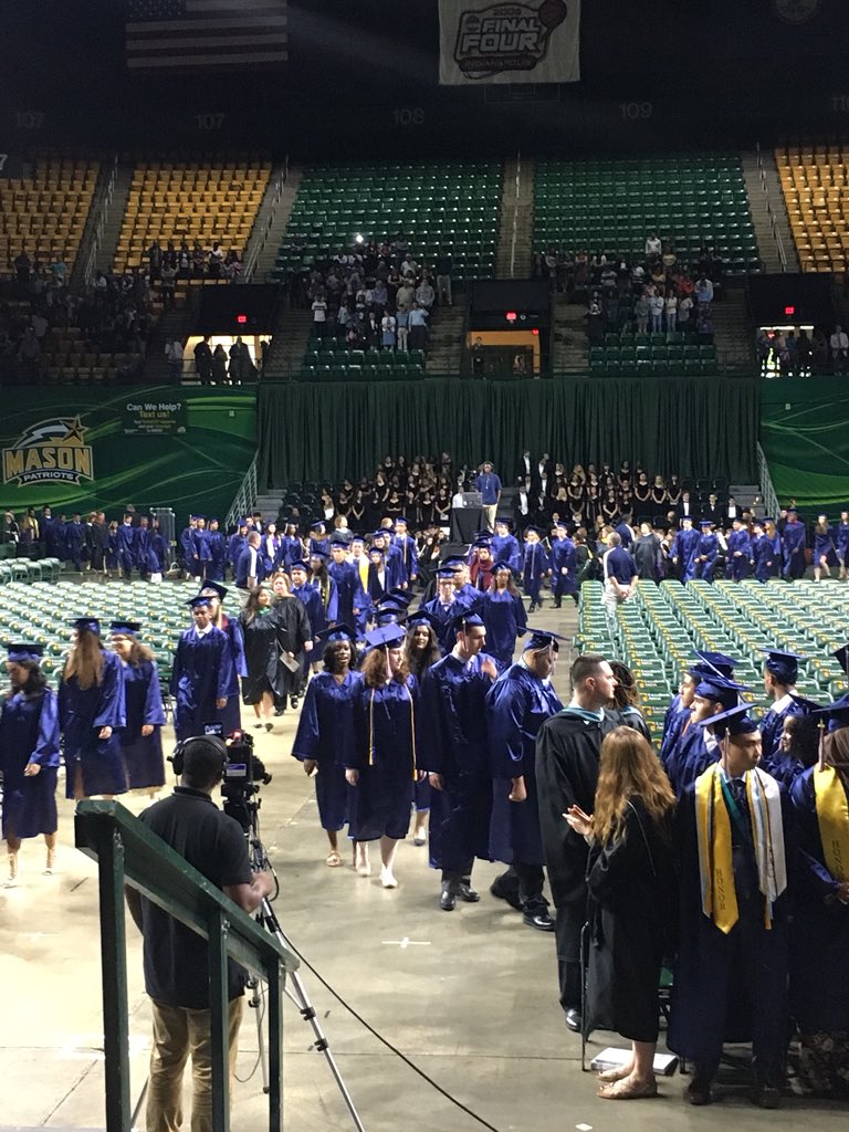 Tamara DerenakKaufax tweet media