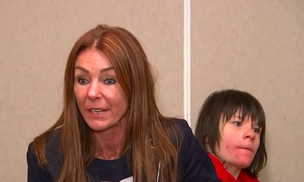 HIGH_TIMES_Mag's tweet photo. Epileptic 12-Year-Old’s #CBD Oil Seized at U.K. Airport. https://t.co/pc0g8sP4KR https://t.co/UITgl5eeOk