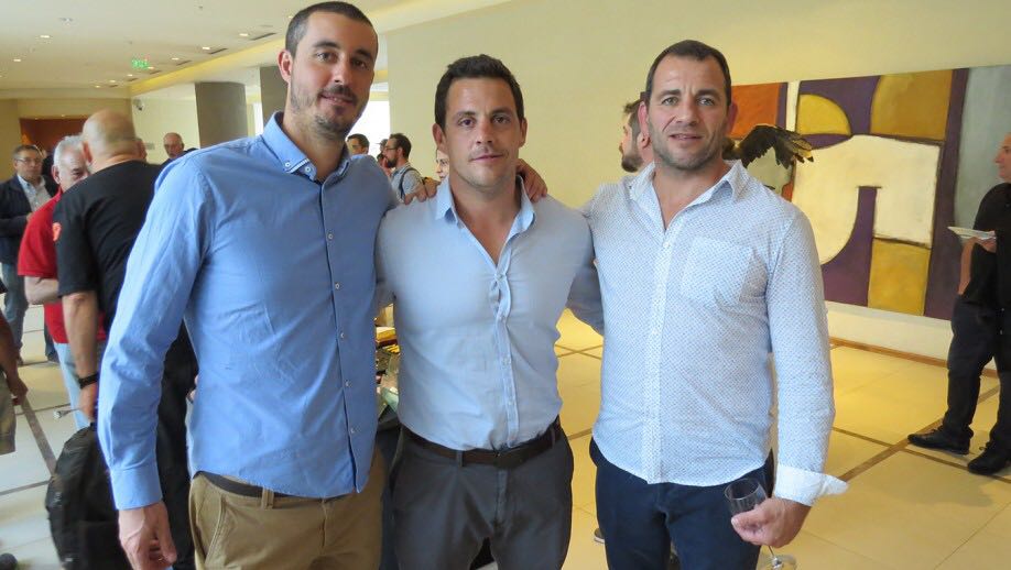 GyBConsultora's tweet photo. Desde G&B Consultora representamos al prestigioso #Grupo #Vicard. En la foto, @EuseGuinazu, Presidente de Guiñazú & Beigel Consultora, junto al Presidente y director técnico de la SAS VICARD Tonnelleries, Jean Charles Vicard y Quentin Pommier, técnico comercial y enólogo. https://t.co/eEz2HYaouI