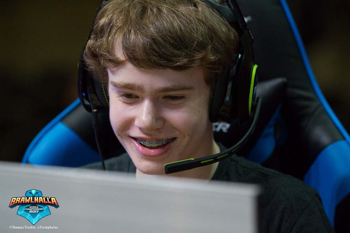borngg's tweet photo. .@Cosolix is LIVE on the @Brawlhalla Monday Dev stream! 🔥

Tune in! -
https://t.co/GyzYxzCKpV

#BORNTOWIN https://t.co/8iTBsEcvyG
