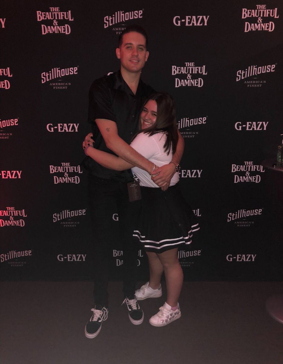roberta77526067's tweet photo. soooo like I’ve been waiting for months for me to know if @halsey got @G_Eazy ‘s picture of my “Halsey ruined me shirt”. like omg he was so excited when I came in and was like “look I’m wearing your girlfriend!!!” But sis probably forgot :( https://t.co/qLZMtndVl9