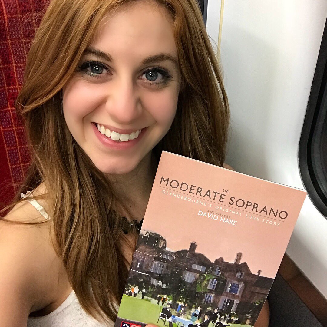 MLloyd_Jones's tweet photo. #themoderatesoprano @dukeofyorksLDN was a masterclass in acting...brilliant performances and a clever, layered script by #DavidHare https://t.co/9VCtLqRYB8