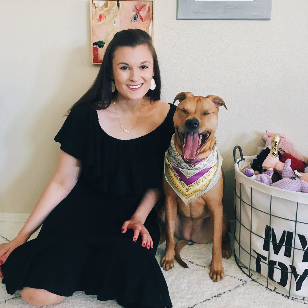 VetCareGiver's tweet photo. #LuLaRoe Supports America's Heroes - Join Rachel Norton, Lindsey Wheeler, and DeAnne Stidham to hear their stories of service, camaraderie, and renewed joy after deployments and long waiting... https://t.co/42wVFTT2N5. #EveryoneServes #AfterDeployment #WaitingIsHard #Lularoe https://t.co/Imtwfumble
