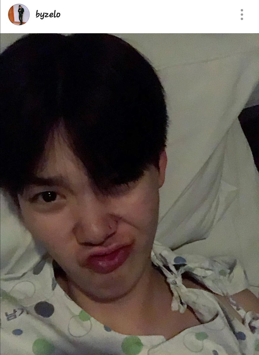 _BAPFrance's tweet photo. [INSTAGRAM] - 180611 - Zelo a posté une photo sur son compte principal : 

Ça me démange🤓
D'aller au studio de travail des gens
#JusteUnJour #DePlus
#Senvoler #Librement

(Cr : byzelo / Trad ang : transforbap / Trad fr : BAPfrance_Intl) https://t.co/oyMxnyQbwR
