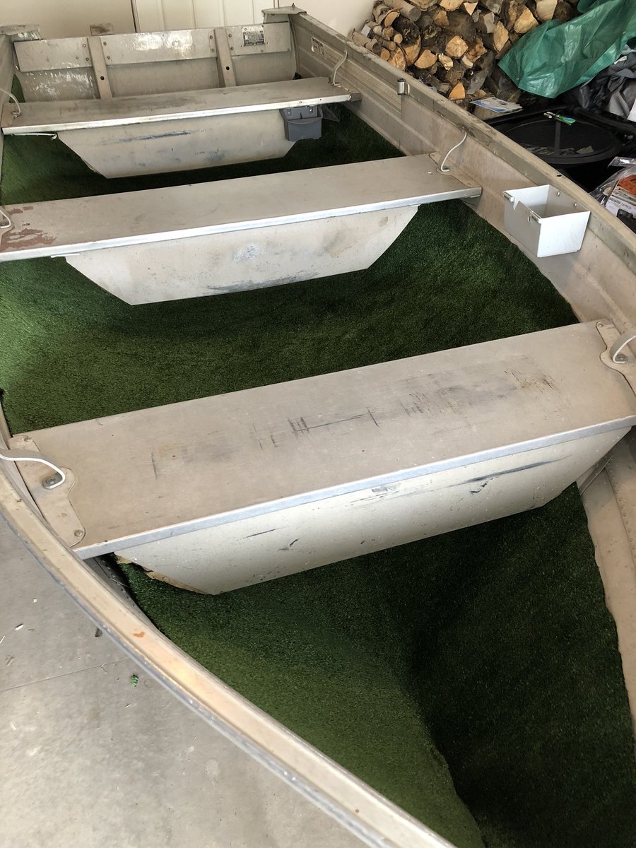 corykimm's tweet photo. Thanks @endoftheroll for always being awesome. Here’s the carpet in the yacht!!!  Bring on the lake!!  @up993 #boat #lakelife https://t.co/JRzCUcqXFd