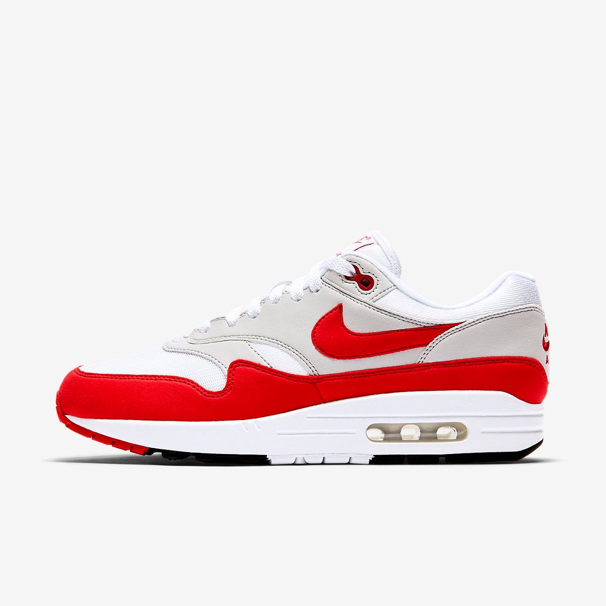 KicksFinder tweet media
