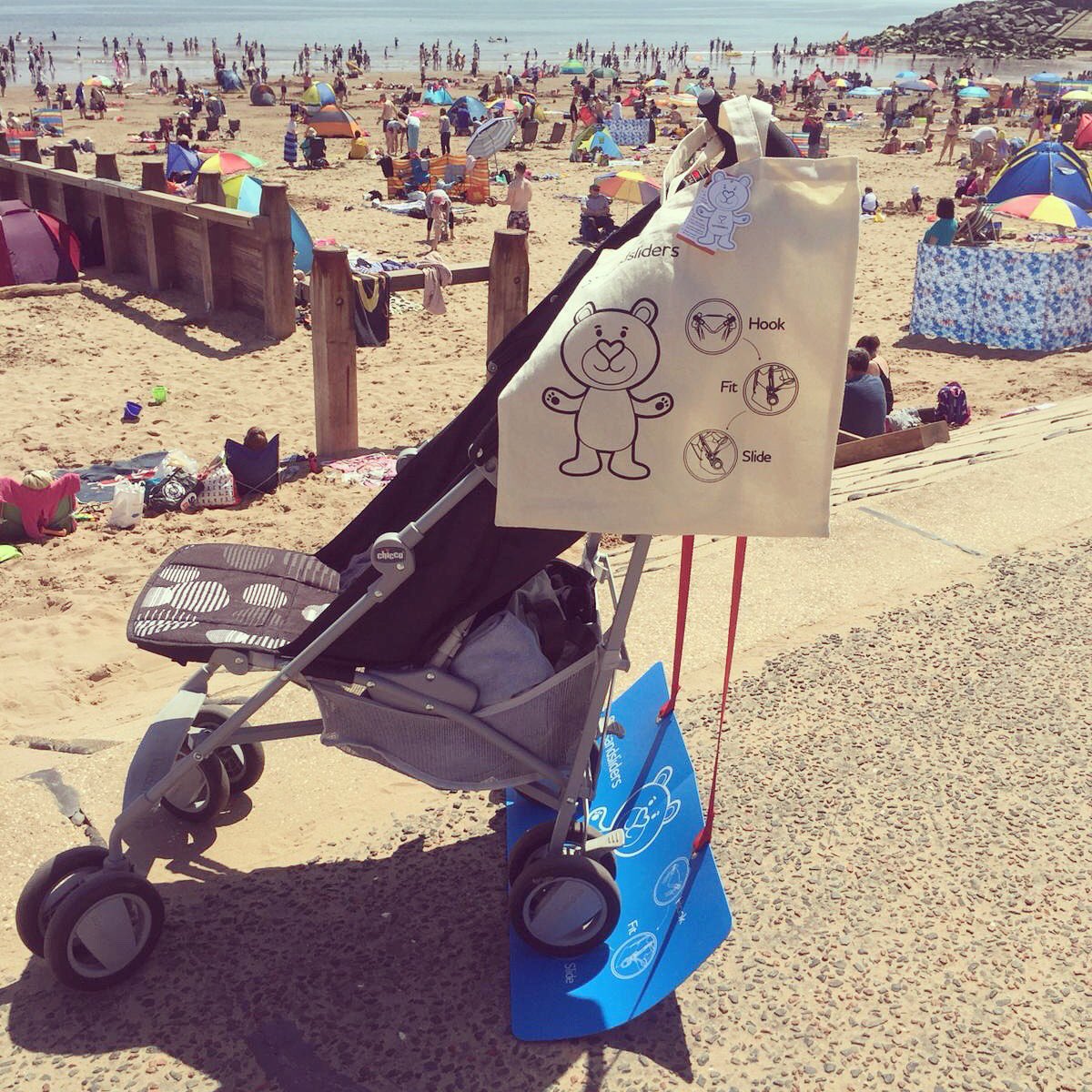 sandsliders's tweet photo. Beach days made easier with @sandsliders ❤️🏖 #holiday #fun #babylicious #babybase #babysecurity #sand #sun #greatgift https://t.co/18Z6jWmbDl
