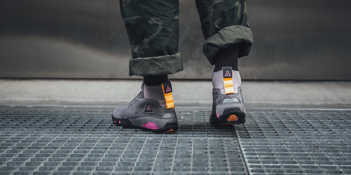 nike acg ruckel ridge grey