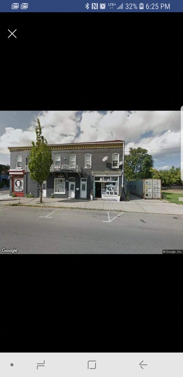 SoldBuyBrianB's tweet photo. Coming to MLS 

Approx 960 sq ft. Shop for lease. 

Great location busy street. Great visibility for your business 

Contact me today
#forlease #brantford #brantrealestate #yourbranthometeam #yeswedocommercial https://t.co/POXpdTzBlk