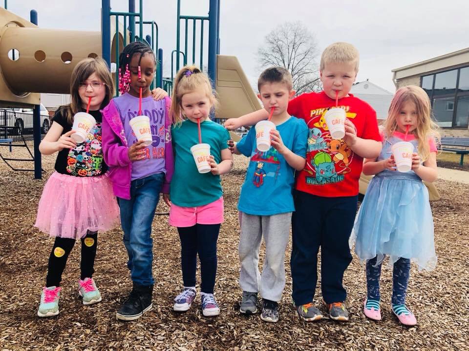 myLSPS's tweet photo. Friday, June 15 is our official last day of school. Celebrate by wearing flip flops and visit @tropicalsmoothi between 2-7 pm to receive a free smoothie! Better idea? Surprise a favorite employee or friend with one. #myLSPS #GivingIsBetter https://t.co/jg6BM1ajt1