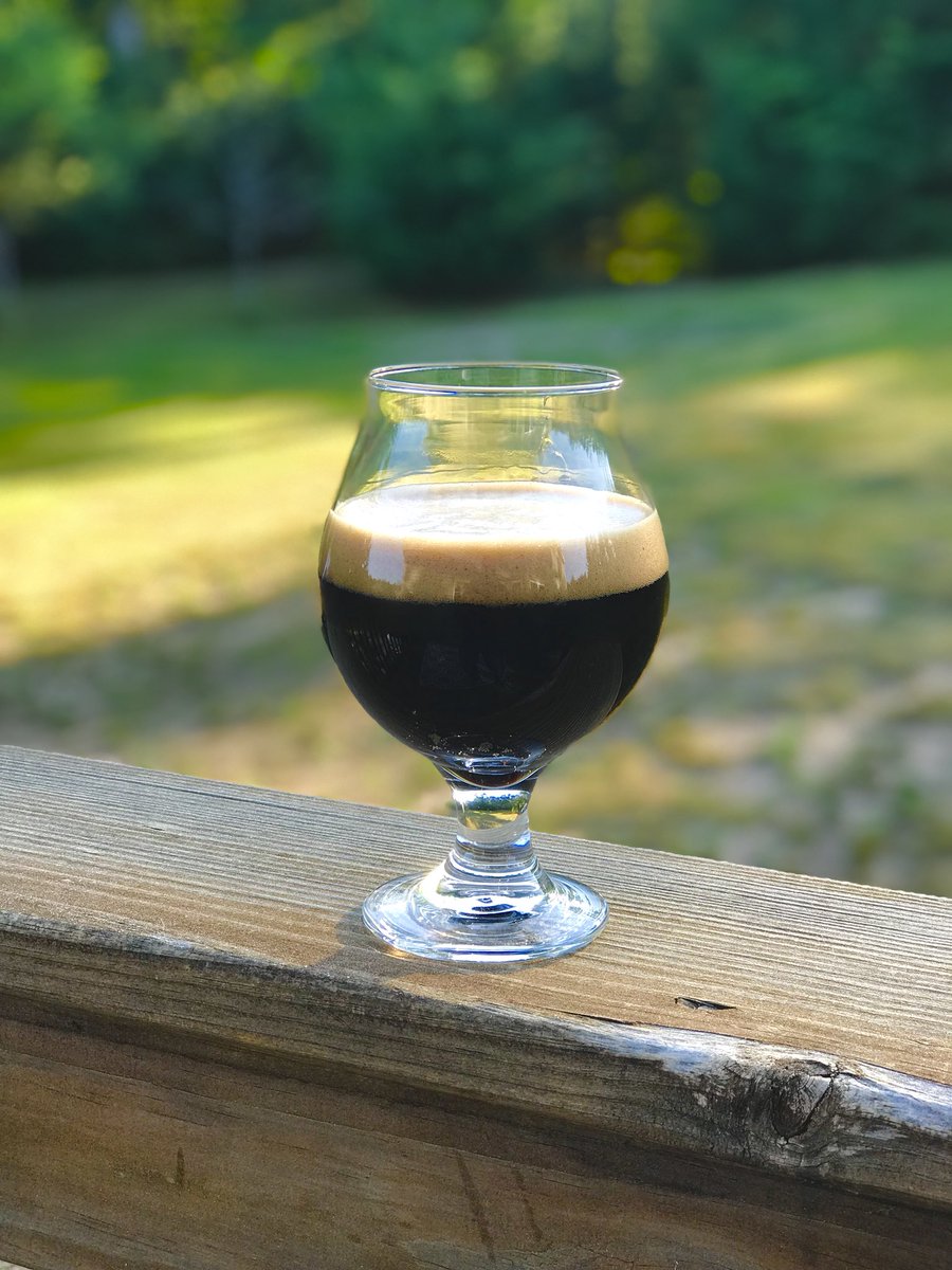 pat_campagnone's tweet photo. Terrific stout. Buffalo Sweat #picobrew #picoc https://t.co/ZIzYfsD3aj