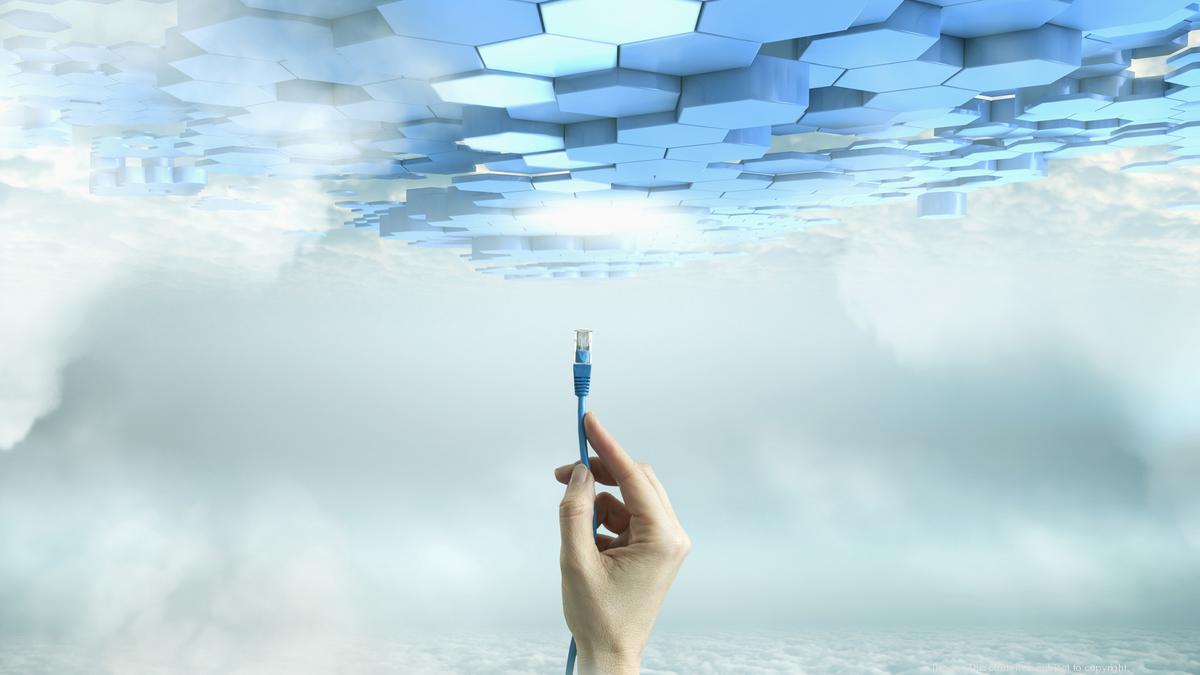 Tech_Elec's tweet photo. Thinking about moving your business systems to the cloud? Learn how that could benefit your business from our expert, Laura Wasson. #cloud #TECHcloud
https://t.co/9XnMbJ8O5S https://t.co/n4zUNRSe2H
