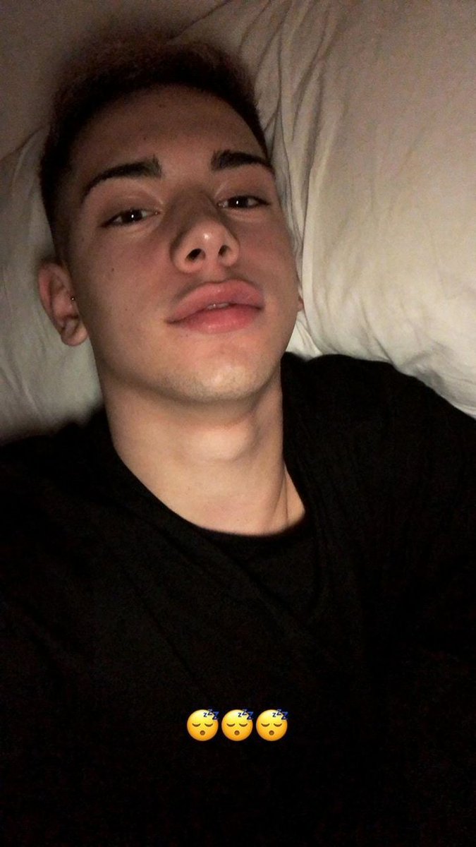calmateforra's tweet photo. Pero que hermoso que sos ecko lpm estoy enamorada https://t.co/yJzTteL9SA