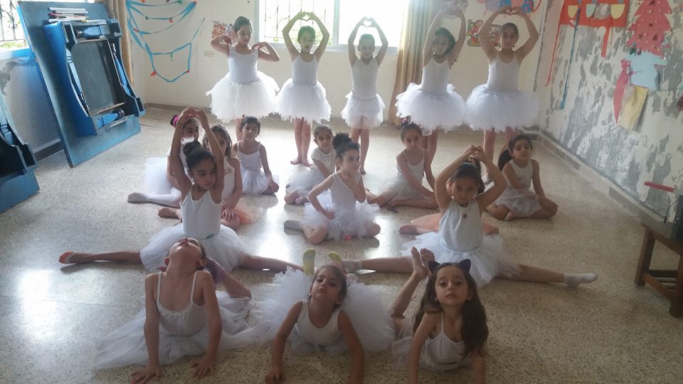 ahmadalissa's tweet photo. This is the #Syria #USA and its pigs want to #Talibanize and #Saudize.
Pictures from #Shiekh_Saad Club in #Tartous Province
#FromSyria https://t.co/IfGwRRMnIc